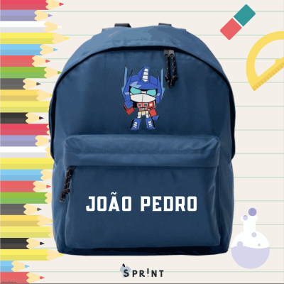 Mochila azul com personagem cartoon e nome João Pedro