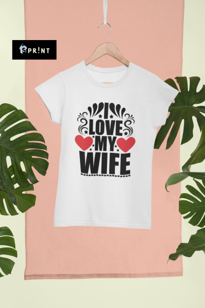 T-shirt branca com estampa LOVE MY WIFE em preto e vermelho