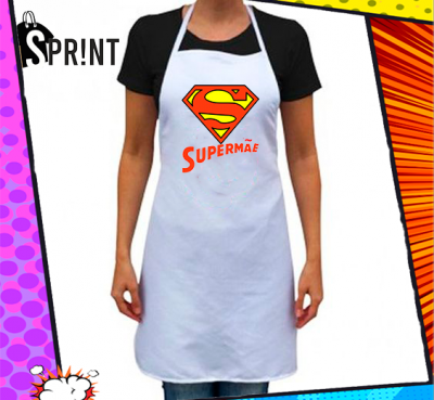 Avental branco com símbolo do Superman e texto SUPERMÃE