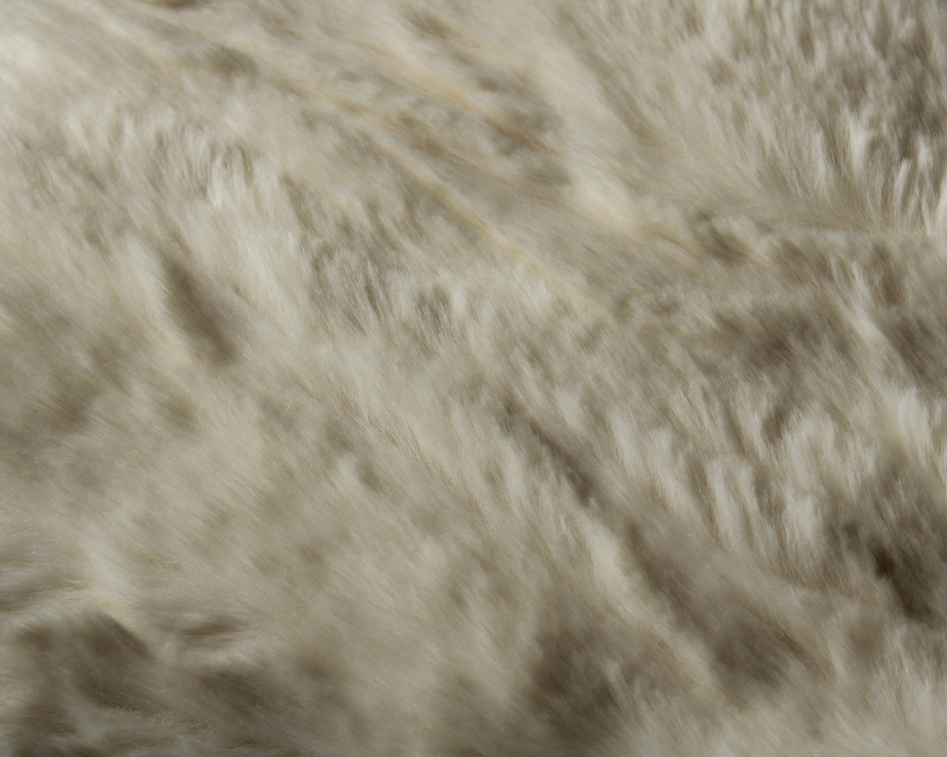 Tecido branco felpudo com textura macia