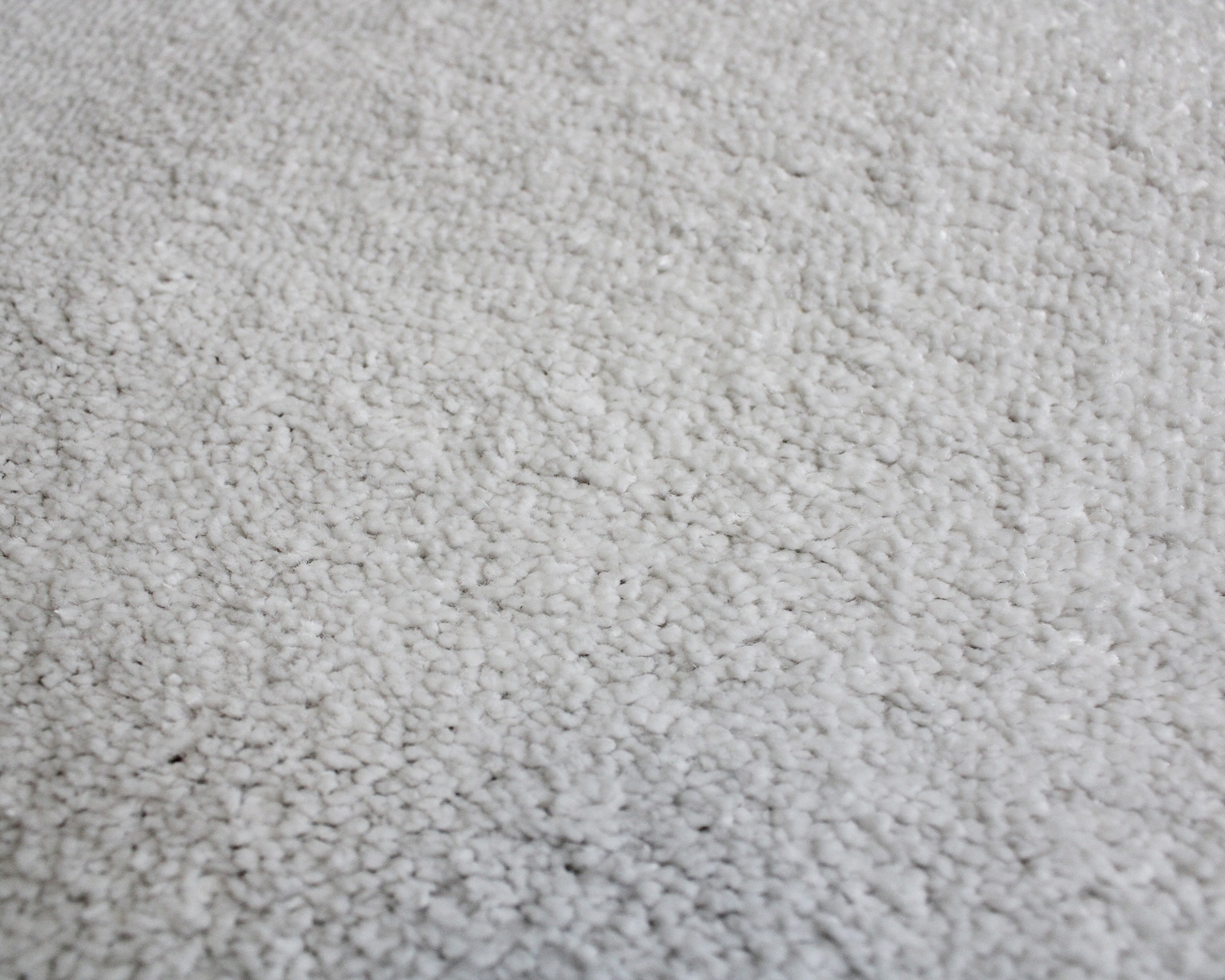 Tecido felpudo branco com textura densa