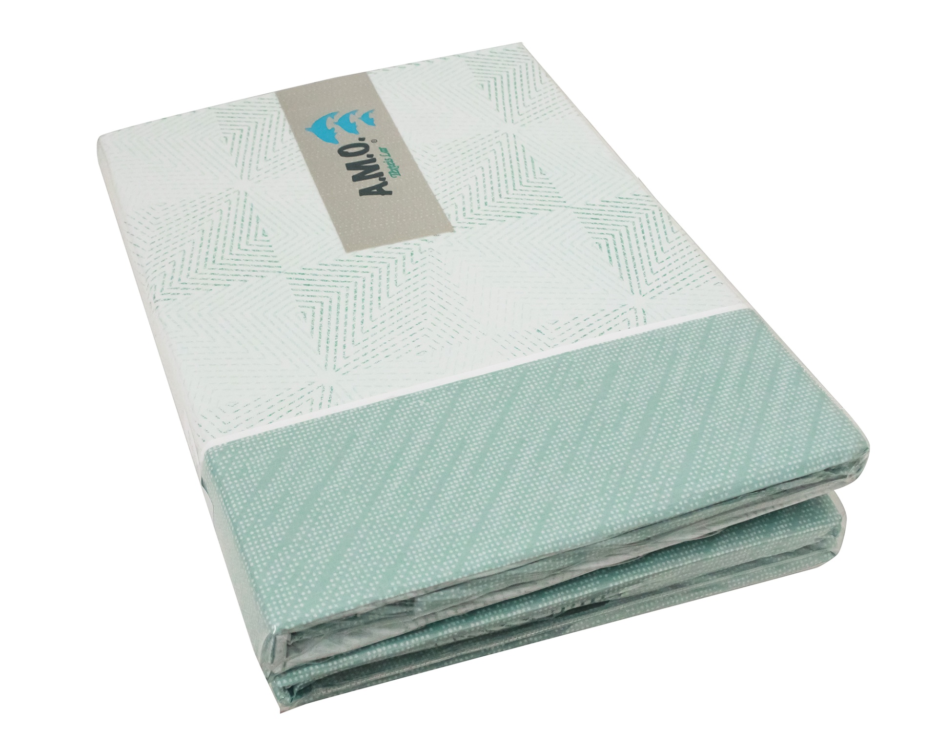Lençol dobrado com padrão geométrico verde e branco e etiqueta AMO