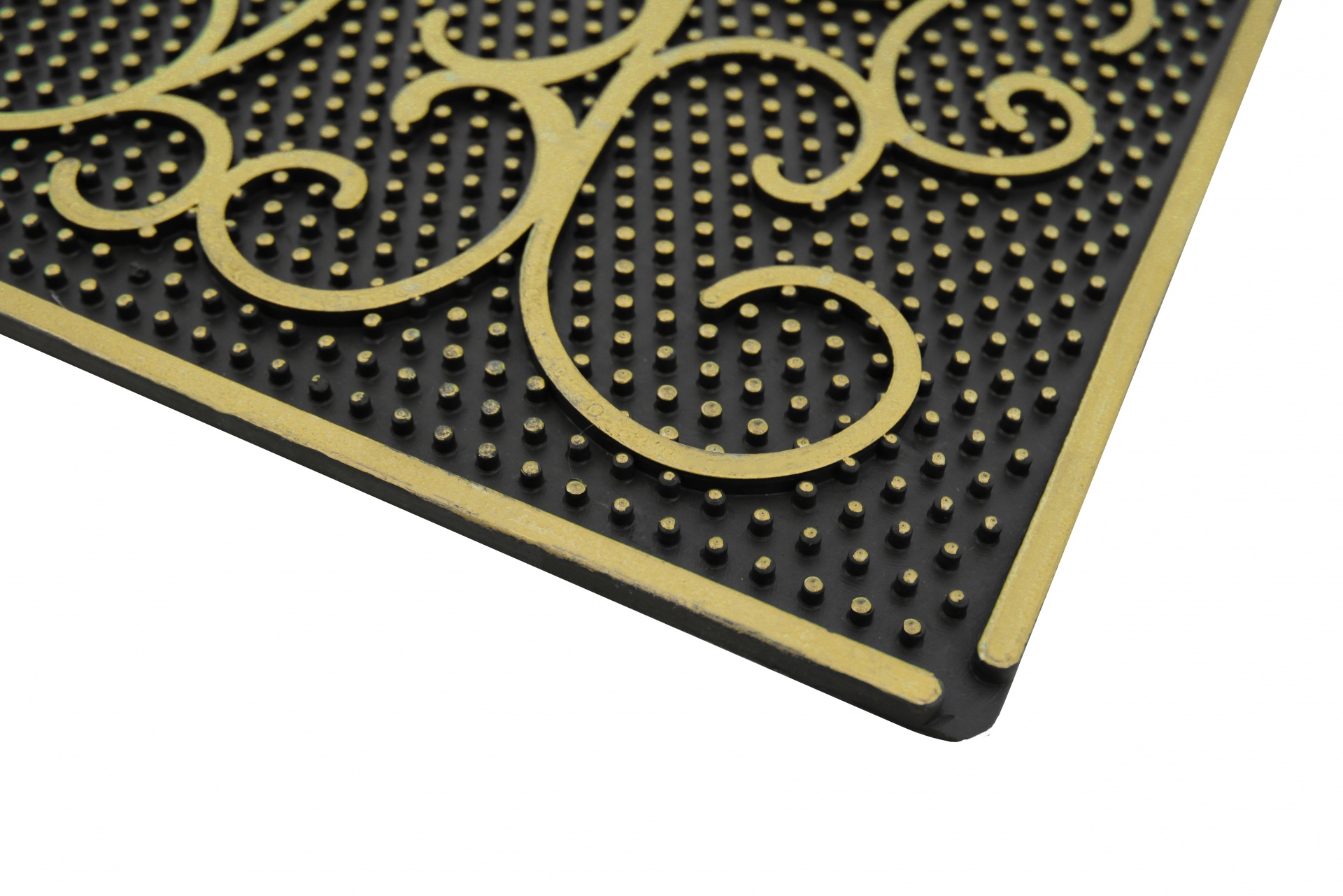 Tapete emborrachado preto com padrão de pinos e arabescos amarelos