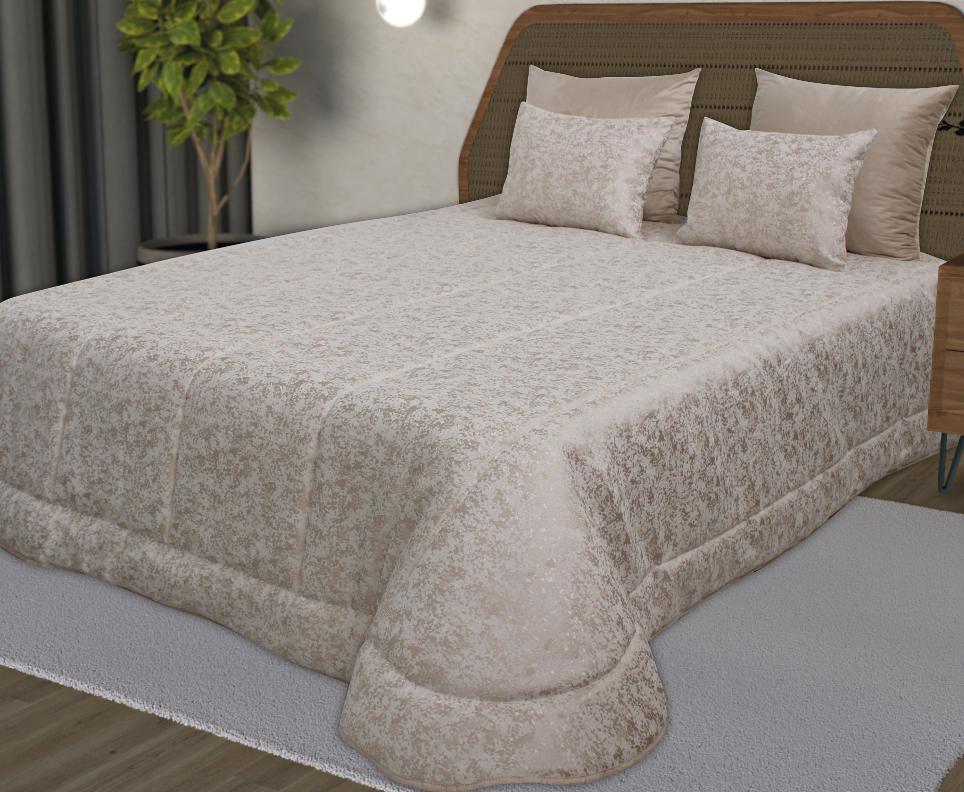 Colcha e almofadas bege em cama com cabeceira de madeira e rattan num quarto com planta e tapete cinza