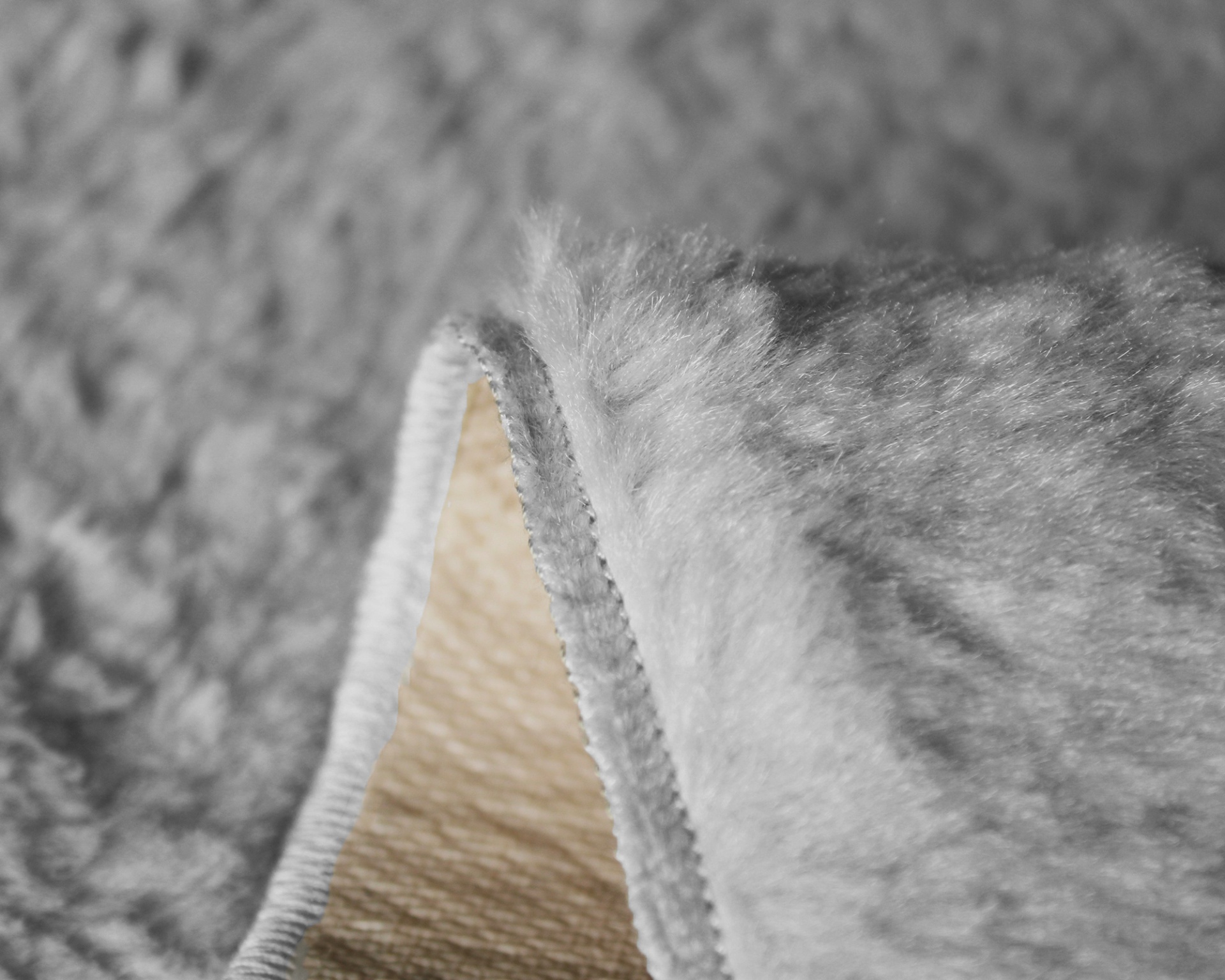 tecido cinzento macio felpudo com borda