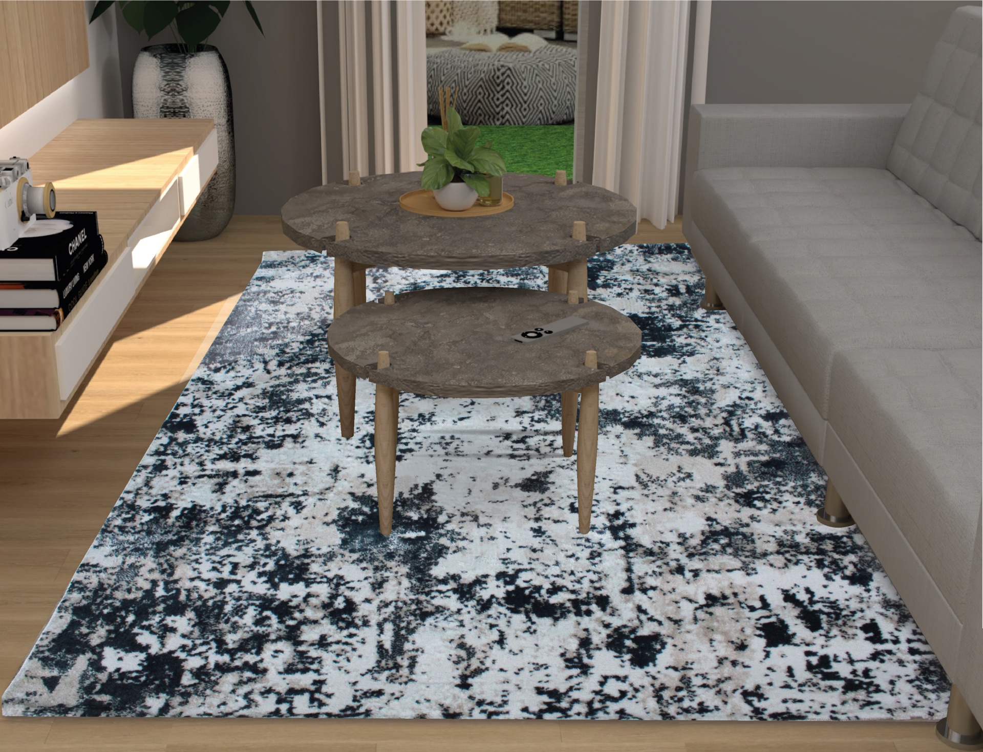 Tapete branco com manchas pretas e cinzentas sob mesas redondas de madeira numa sala com sofá e móvel suspenso