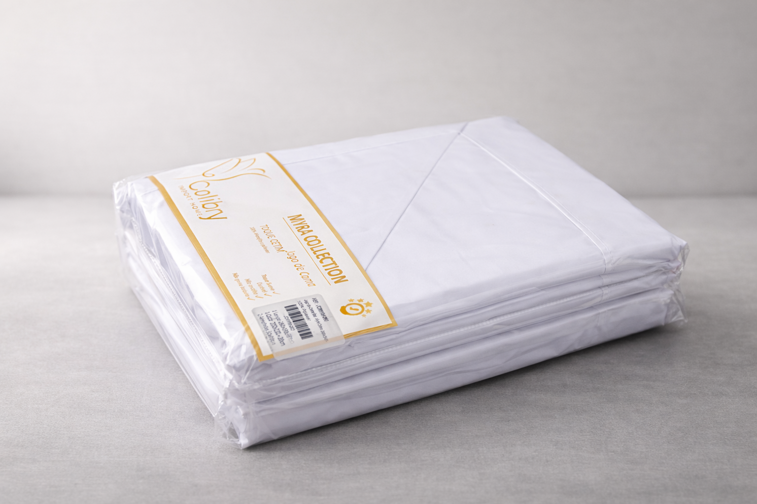 Jogo de cama branco embalado plástico transparente da marca Colliery