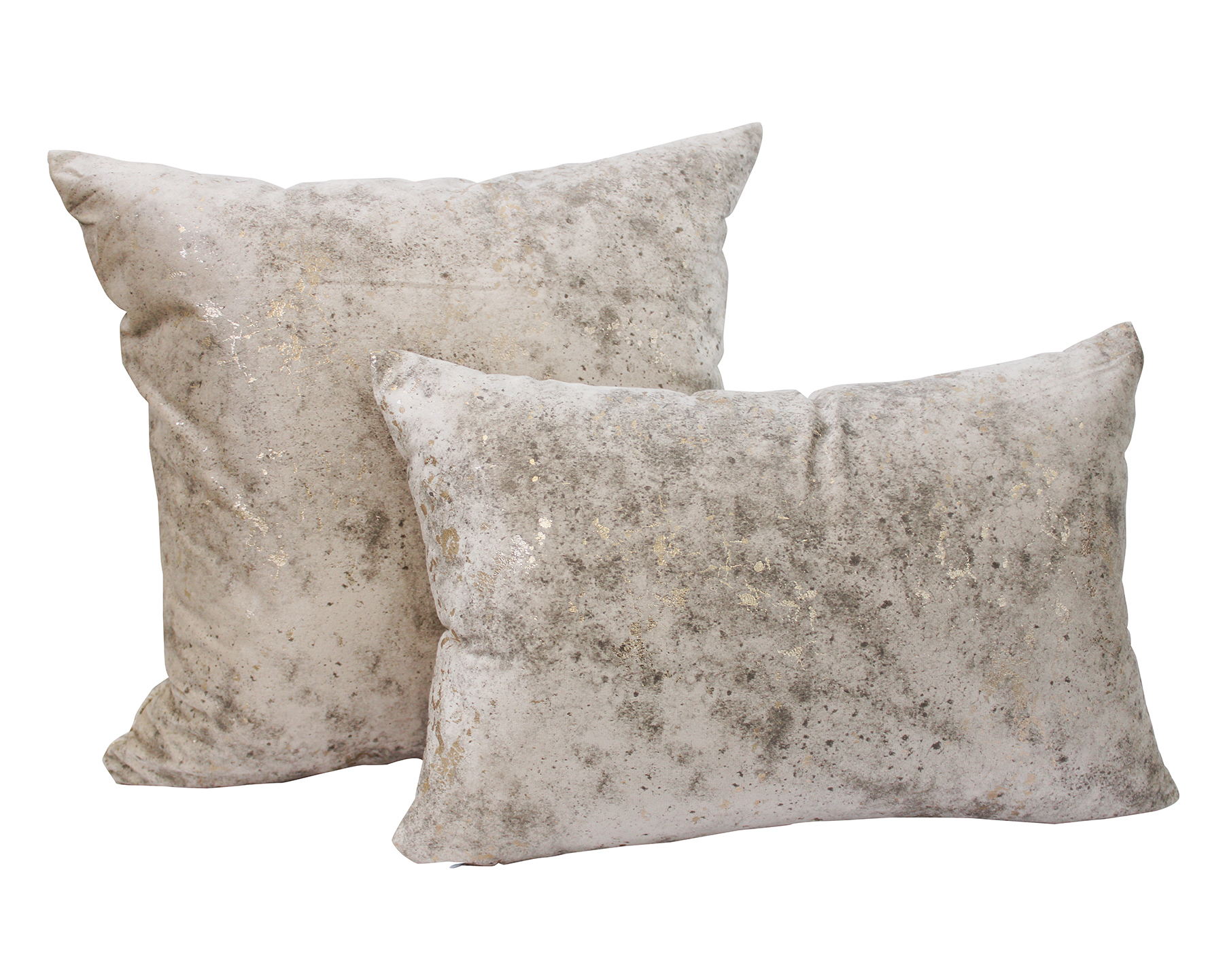 Duas almofadas cinza decorativas em tecido veludo com padrão prateado