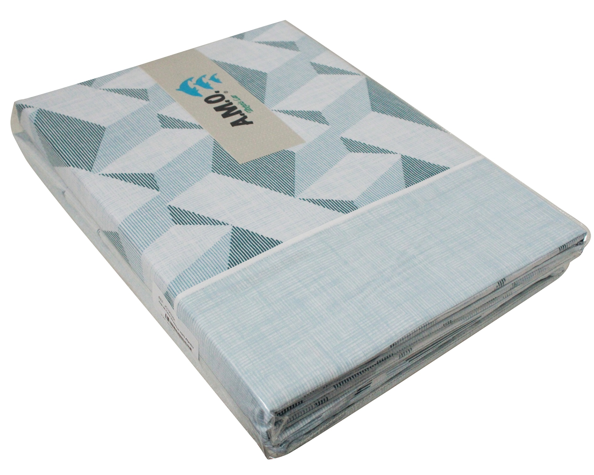 Colcha dobrada com padrão geométrico azul e branco embalada em plástico