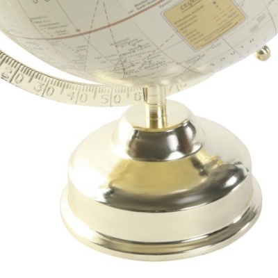 Globo terrestre com base metálica dourada brilhante