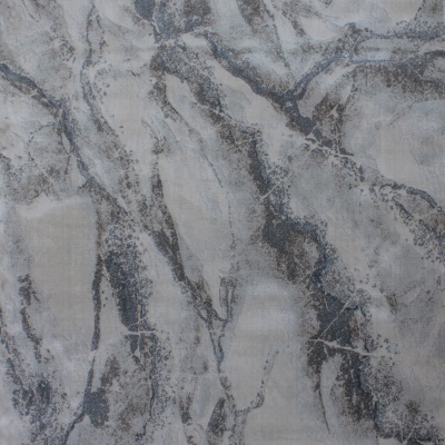 Tapete com padrão marmoreado cinza e preto