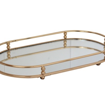 Bandeja oval metálica dourada com base espelhada