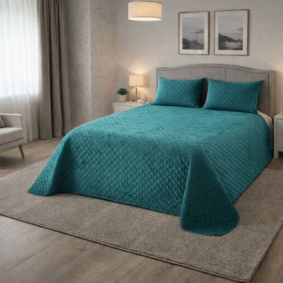 cama de casal com colcha azul turquesa num quarto decorado com duas mesas de cabeceira e candeeiros