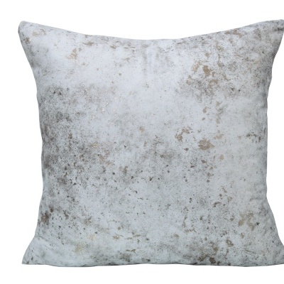 Almofada cinzenta com padrão manchado