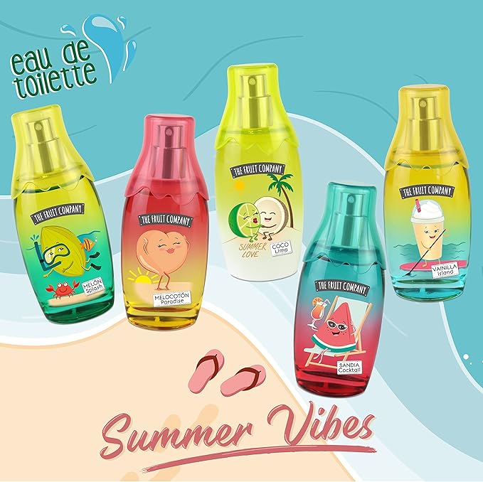 Cinco frascos coloridos de eau de toilette com ilustrações de frutas e texto THE FRUIT COMPANY, em fundo azul e bege com texto Summer Vibes.
