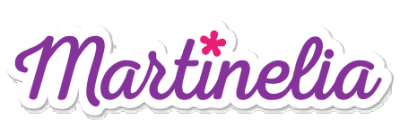 Logótipo com o texto Martinelia em roxo e flor rosa