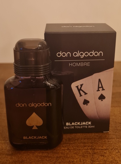 Frasco e caixa fragrância 'don algodon blackjack' para homem
