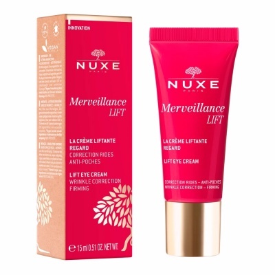 Creme para olhos Nuxe Merveillance Lift em tubo rosa com tampa dourada ao lado da embalagem de cartão rosa com texto branco.