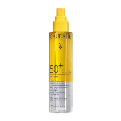 Frasco de spray solar Caudalie 50+ amarelo e transparente