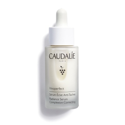 Frasco de sérum Vinoperfect da Caudalie com conta-gotas