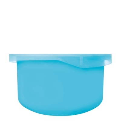 Recipiente plástico azul com tampa translúcida