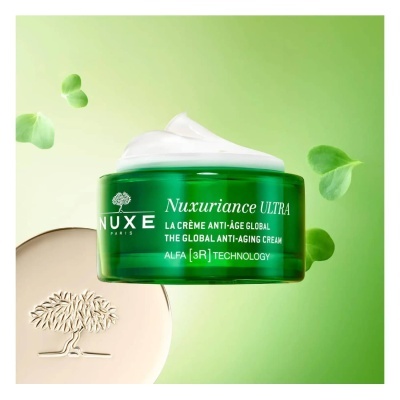 Frasco verde de creme anti-idade Nuxe Nuxuriance Ultra com creme branco