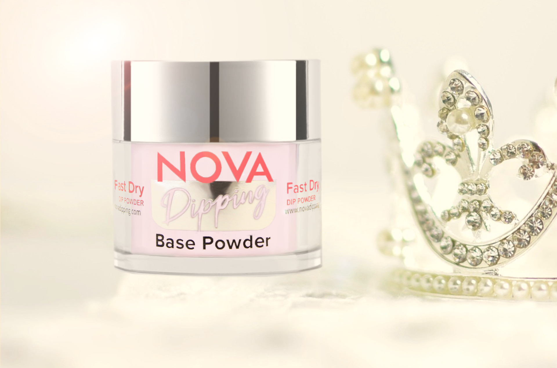 NATURAL PINK Frasco de pó para unhas NOVA Dipping Base Powder com tampa prateada e coroa decorativa.