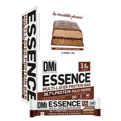 Barra proteica Essence chocolate e avelã em embalagem e caixa