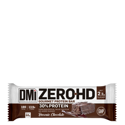 Barra proteica DMi Zero HD sabor Brownie Chocolate, embalagem marrom e branca.