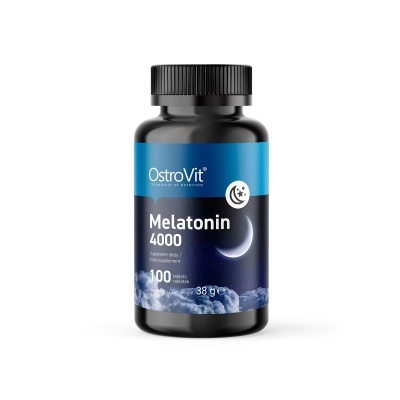 Frasco de suplemento alimentar Melatonin 4000 da OstroVit com etiqueta azul e preta e imagem de lua.