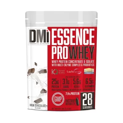 Saco de suplemento alimenta DMi Essence Pro Whey sabor milk chocolate com informações nutricionais na embalagem