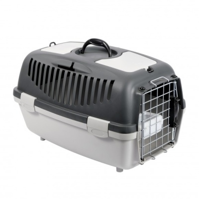 Transportadora para animais de cores cinza e preto com porta metálica