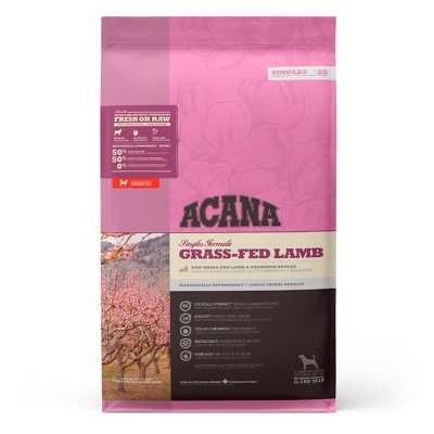 Saco de ração para cães ACANA Grass-Fed Lamb em tons rosa, creme e castanho