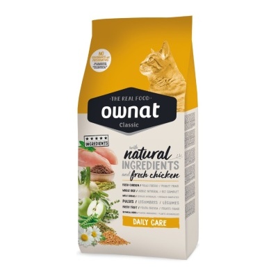 Saco de comida para gatos Ownat Classic com frango e ingredientes naturais.