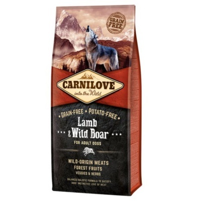 Embalagem de ração Carnilove para cães com ovelha e javali selvagem, fundo de montanhas