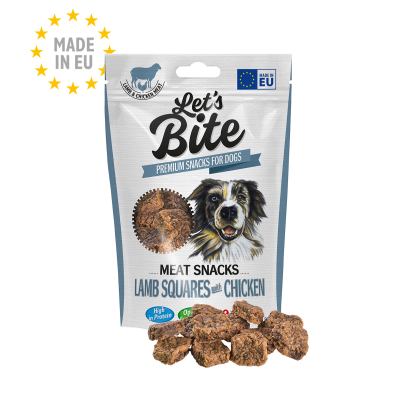 Embalagem branca de snacks para cães da marca Let's Bite com pedaços de carne