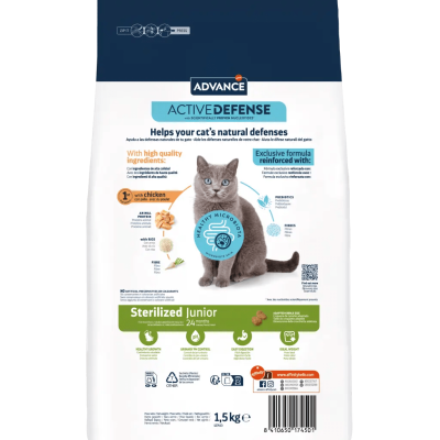 Saco de ração para gatos Advance Active Defense Sterilized Junior 1,5 kg com imagem de gato e texto informativo.
