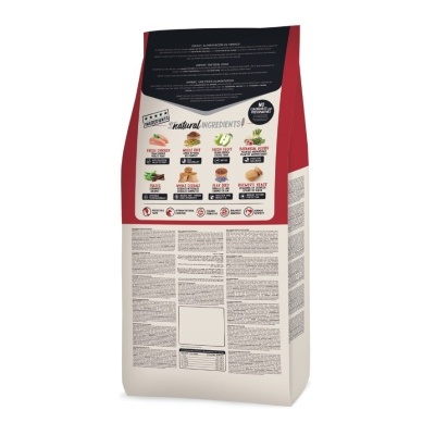 embalagem de alimento com texto e gráficos detalhando ingredientes naturais em fundo branco e vermelho