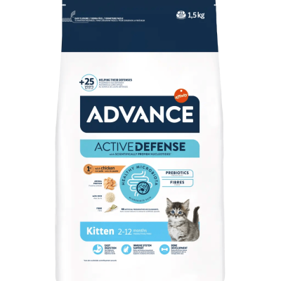 Embalagem branca e azul de ração para gatinhos Advance Active Defense