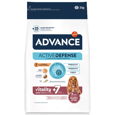 Saco de ração Advance Active Defense para cães seniores médios, 3 kg, com frango.