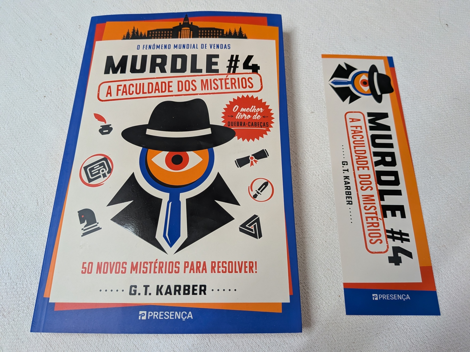 G. T. Karber - Murdle #4 50 novos mistérios para resolver! Livro MURDLE #4 A FACULDADE DOS MISTÉRIOS com marcador de livros correspondente