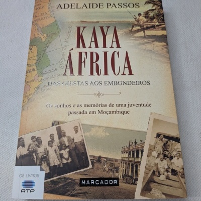 Capa de livro Kaya África com mapa antigo e fotografias vintage