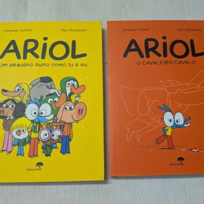 Dois livros infantis ARIOL com capas amarelo e laranja e ilustrações de personagens animadas