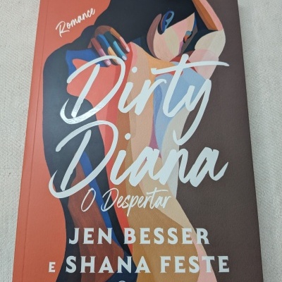 Capa de livro com ilustração abstrata e texto em branco