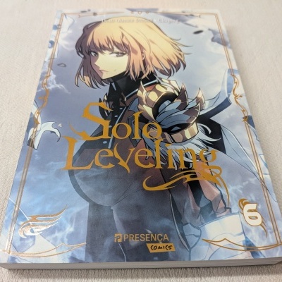 Capa do livro manga Sole Leveling volume 6 com personagem feminina ilustrada.