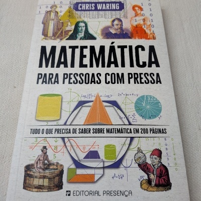 Capa do livro Matemática para pessoas com pressa com ilustrações e texto