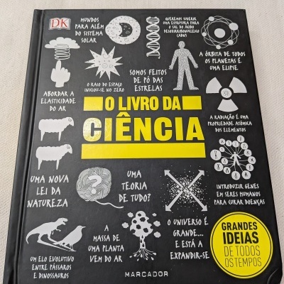 Capa preta de livro com ilustrações e texto branco e amarelo sobre ciência.