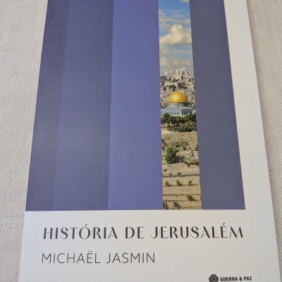Capa do livro História de Jerusalém de Michaël Jasmin com imagem da Cúpula da Rocha