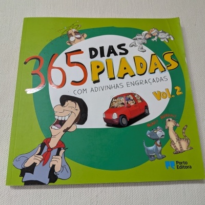 Livro 365 dias piadas com adivinhas engraçadas, volume 2.