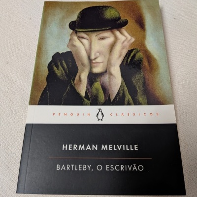 Capa do livro Bartleby, O Escrivão de Herman Melville da colecção Penguin Clássicos.